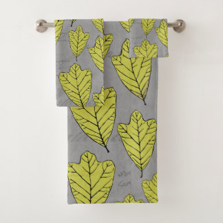 Contemporary Yellow Oak Leaves Pattern Collage Bath Towel Set