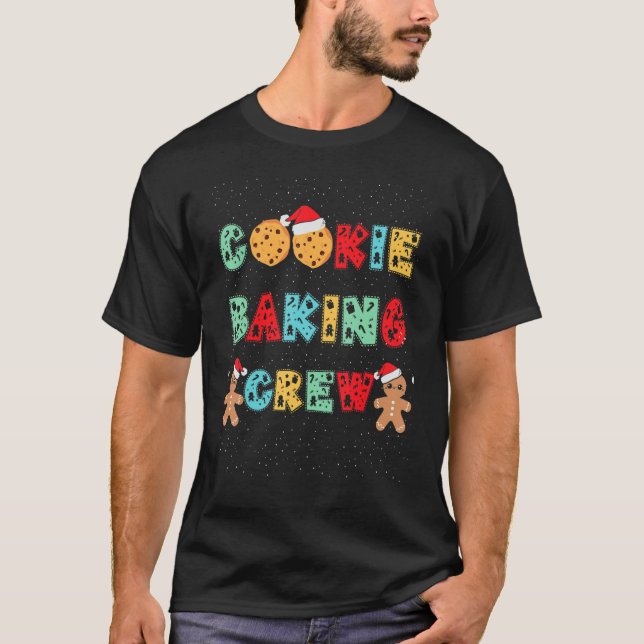 Cookie Baking Crew Gingerbread Men With Xmas Hats  T-Shirt (Front)