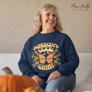 Cool Aunt Butterfly Wild Flower Vintage Retro Sweatshirt