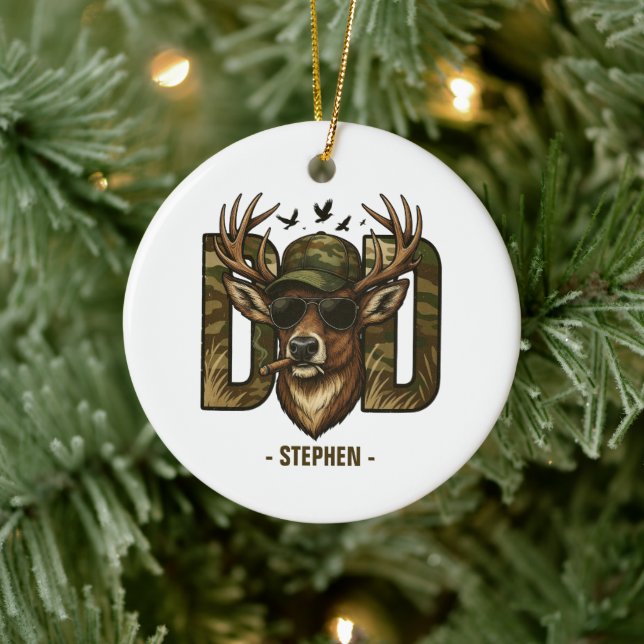 Cool Camouflage Dad – Deer with Sunglasses Ceramic Tree Decoration (Tree)