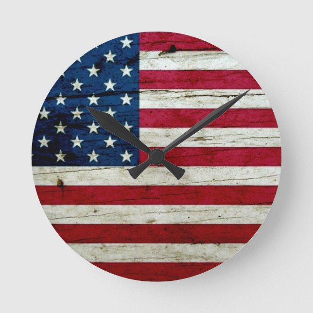 Cool Distressed American Flag Wood Rustic Round Clock (Front)