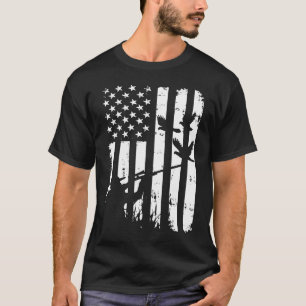 Cool Distressed Vintage USA Flag Dove Hunting T-Shirt