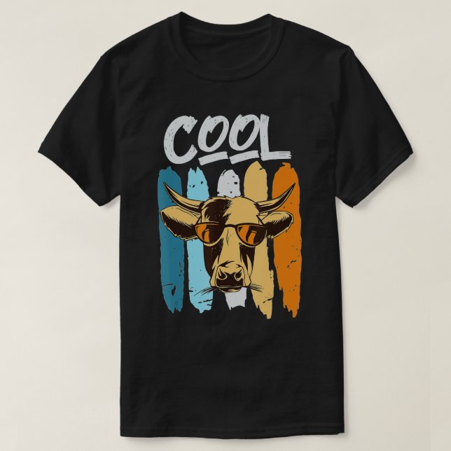 Cool farmer funny cow cattle breeding Farmer Farm  T-Shirt (Design Front)