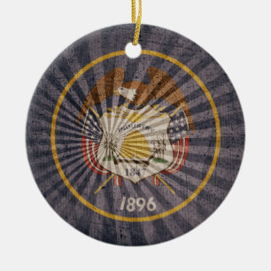 Cool Grunge Utah Flag Ceramic Tree Decoration
