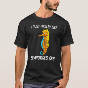 Cool Seahorse For Men Women Ocean Sea Animal Fish  T-Shirt
