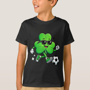 Cool shamrock soccer player st patricks day irish T-Shirt