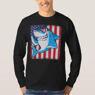 Cool Shark American Us Flag Fishing Fish Nature Ou T-Shirt