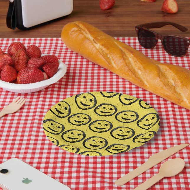 Cool Stained Happy Smiling face pattern yellow Paper Plate (Picnic)