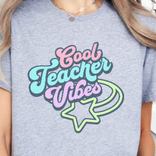 Cool Teacher Vibes Retro Styling Gift Green T-Shirt
