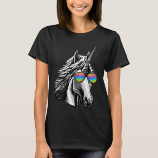 Cool unicorn with rainbow sunglasses T-Shirt