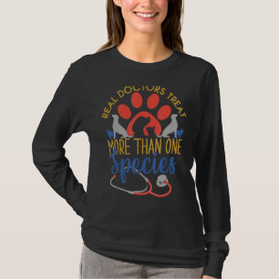 Cool Veterinarian  For Men Women Veterinary Pet Do T-Shirt