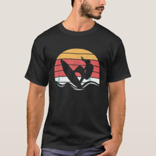 Cool Vintage Surfer Artwork Retro Surf Surfing Lov T-Shirt