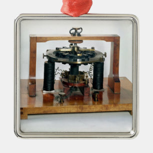 Copy of the electro-magnetic 'macchinetta' metal tree decoration