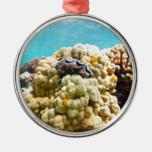 Coral reef metal tree decoration