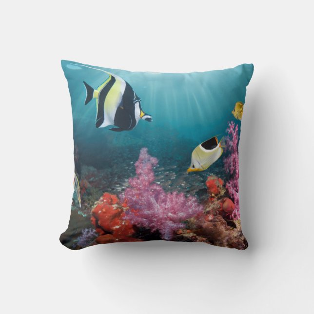 Coral Reef Scenery | Moorish Idol Cushion (Front)