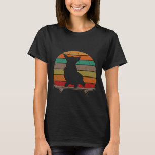 Corgi Dog On Skateboard Vintage Retro Funny Skateb T-Shirt