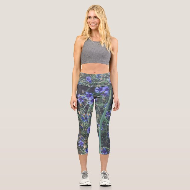 Cornflower field capri leggings (Front)