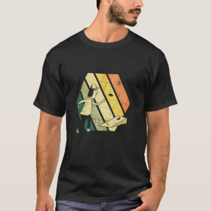 Cornhole Player Throwing A Bean Bag - Funny Cornho T-Shirt