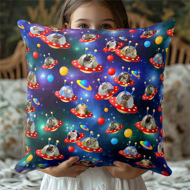 Cosmic Kittens in Alien Spaceship UFO Sci-fi Scene Cushion (Creator Uploaded)
