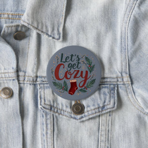 Cosy Holiday Pine Berry Lettering 7.5 Cm Round Badge