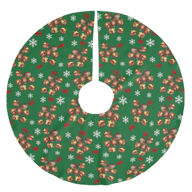 Cosy Roasted Chestnuts  And Snowflakes Winter Brushed Polyester Tree Skirt (Front)