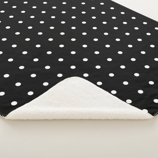 Cosy White Polka Dot Pattern on Black Sherpa Blanket (3/4)
