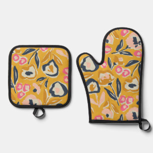 Cottage Garden Hand-Drawn Bold Inky Floral Pattern Oven Mitt & Pot Holder Set