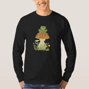 Cottagecore Goblincore Frog Sat On A Forest Mushro T-Shirt