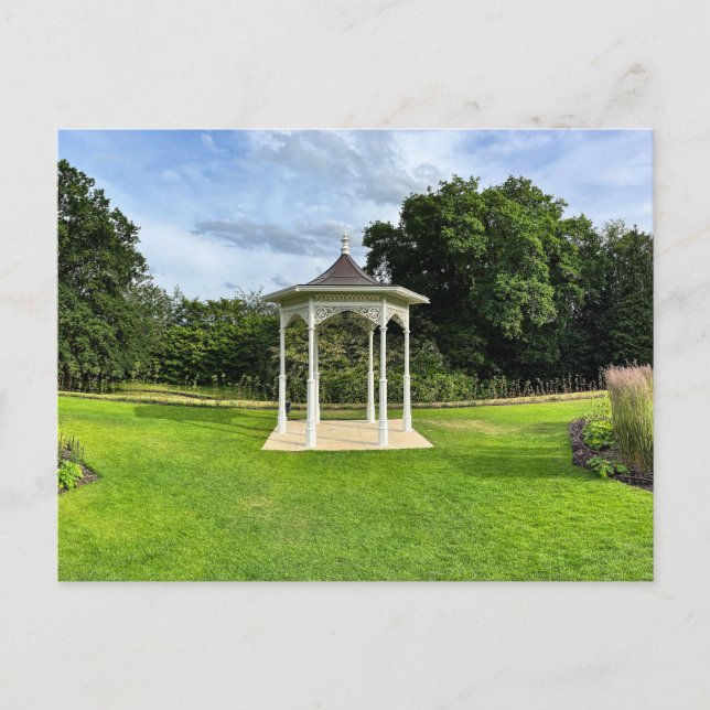 Country House Octagon  Holiday Postcard (Front)
