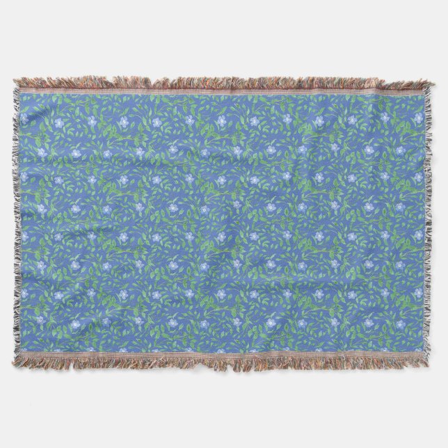 Country-style Blue Green Floral Periwinkle Pattern Throw Blanket (Front)