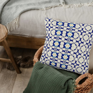 Country Style Pillow in cream and blue