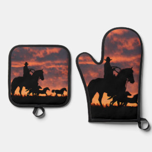 Country Western Cowboy BBQ Mit and Glove Oven Mitt & Pot Holder Set