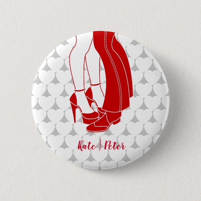 Couple kissing on Valentine's Day 6 Cm Round Badge (Front)