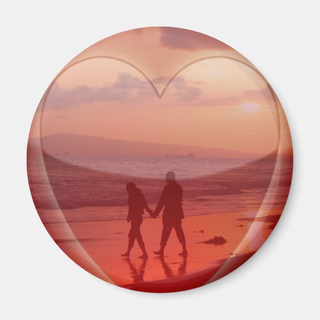 Couple on the Beach Valentine Magnet (Front)