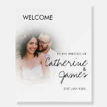 couple photo wedding welcome sign