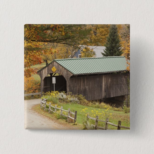 Covered bridge, Vermont, USA 15 Cm Square Badge (Front)
