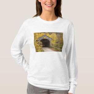 Covered bridge, Vermont, USA 2 T-Shirt