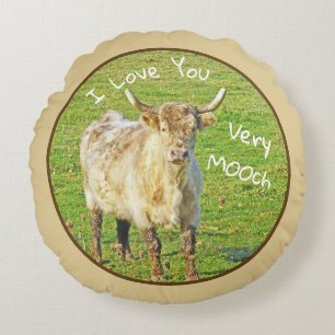 COW/"I LOVE YOU VERY MOOch" Round Pillow