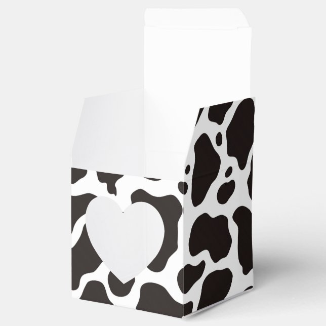 Cow pattern background favour box (Opened)