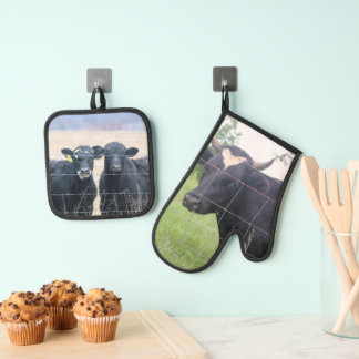 Cows Oven Mitt & Pot Holder Set