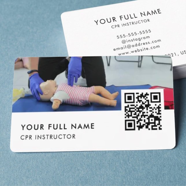 CPR QR Code Modern Business Card (Creator Uploaded)