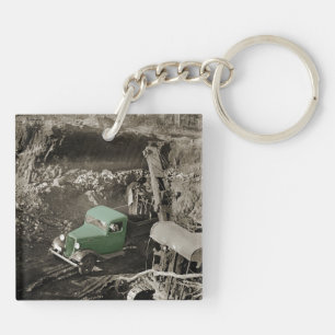 CRANE COLORSPLASH CHEVROLET OPERATING ENGINEER KEY RING