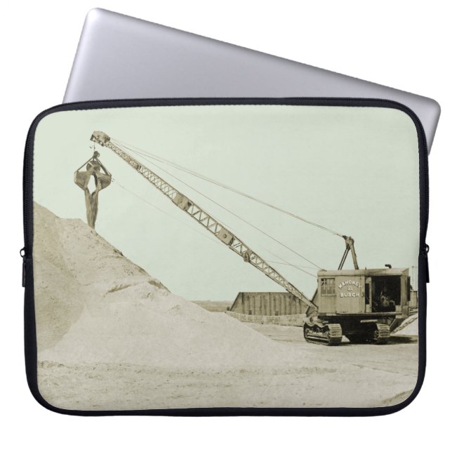 CRANE OPERATOR EARLY NORTHWEST MODEL 104 CLAMSHELL LAPTOP SLEEVE (Front)