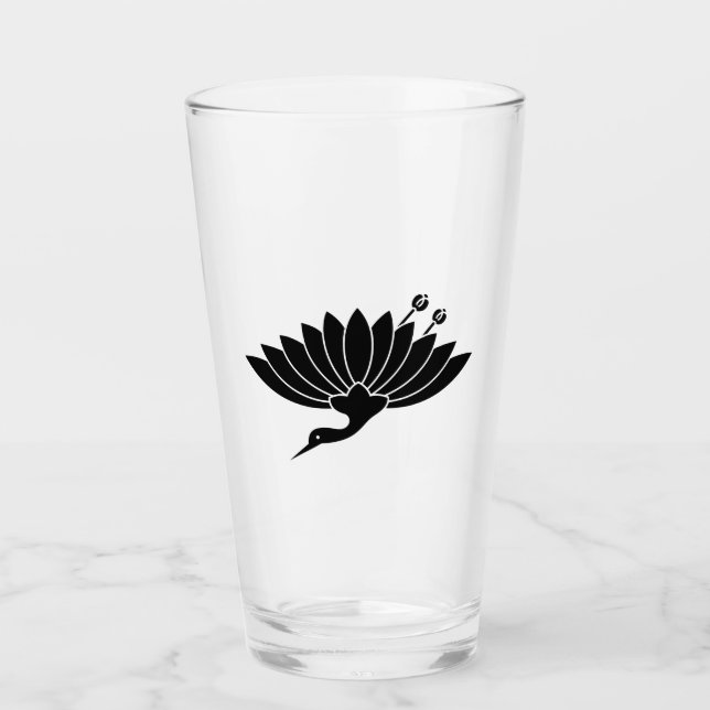 Crane-shaped chrysanthemum glass (Front)
