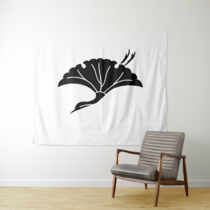 Crane-shaped ginkgo leaf tapestry