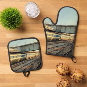 Cream and Maroon train Oven Mitt & Pot Holder Set