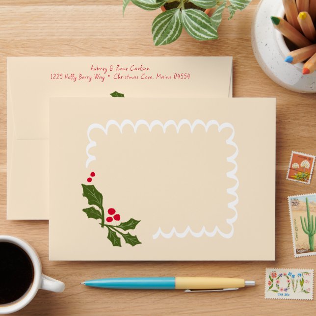 Cream Festive Scallop Frame and Holly Holiday Envelope (Desk)