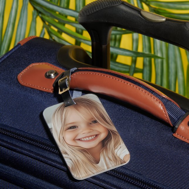 Create your own photo luggage tag (Front Insitu 1)