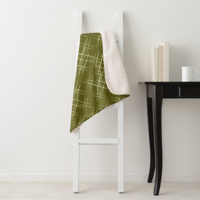 Crisscross Elegance Sherpa Blanket (In Situ)