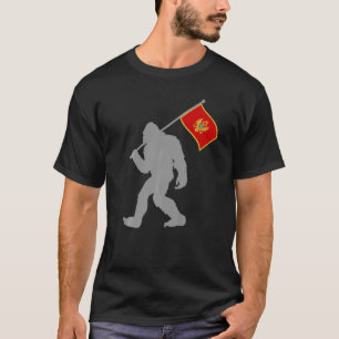 Crna Gora Or Montenegrian Flag On Montenegro Flag T-Shirt